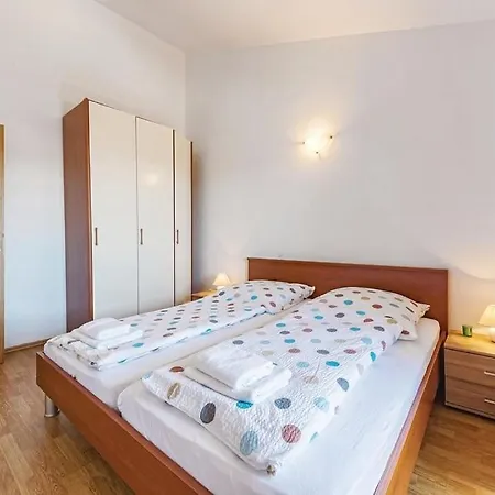 Veda Apartment *